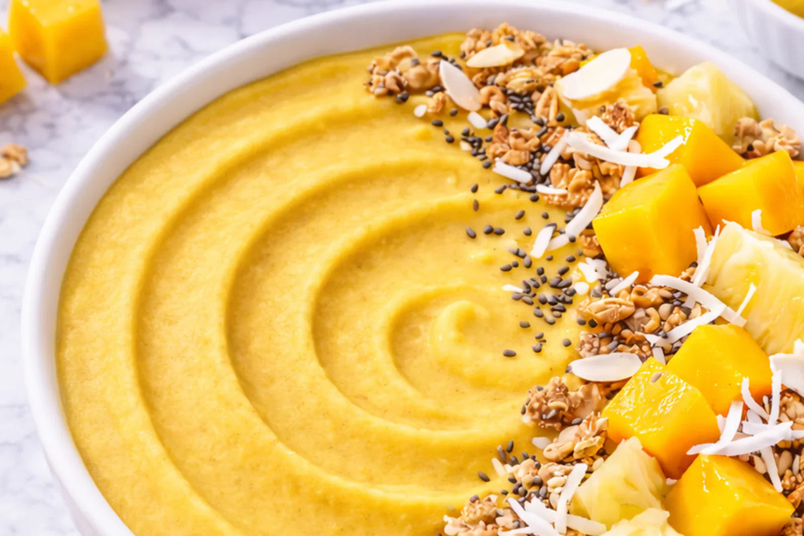 Tropical Smoothie Bowl