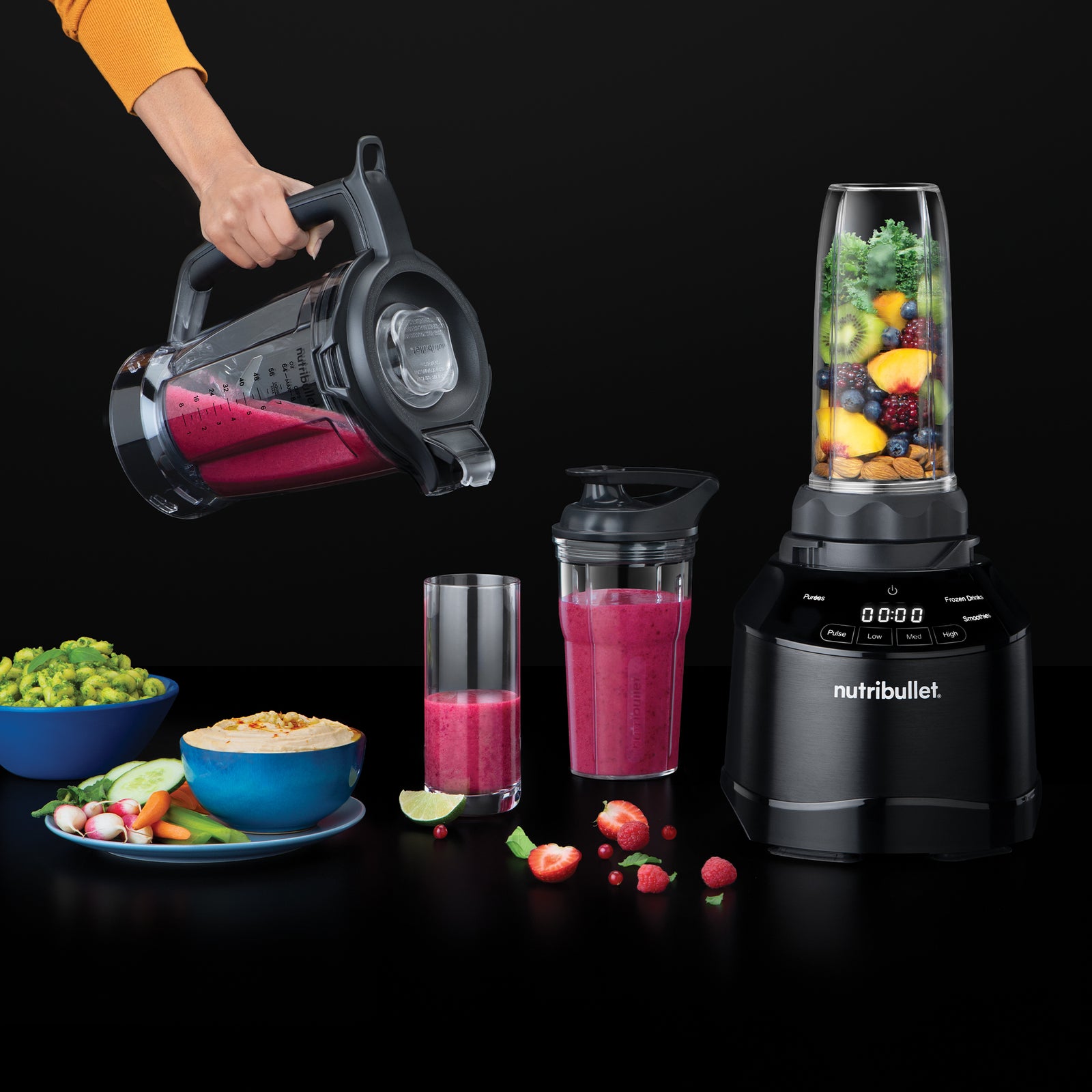 Meet the nutribullet Smart Touch Blender™