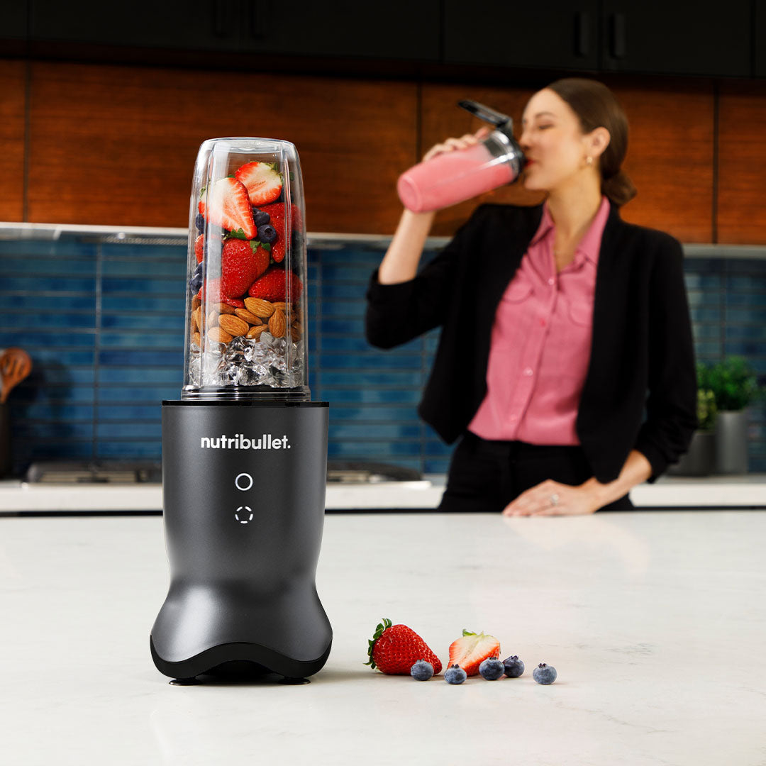Nutribullet Blender van volledige grootte, elektrische blender, multifunctionele slijpmachine, professionele slijpmachine, 1000 watt vermogen, BPA-vrije beker van 1,6 l Nutribullet Blender van volledige grootte, elektrische blender, multifunctionele slijpmachine, professionele slijpmachine, 1000 watt vermogen, BPA-vrije beker van 1,6 l